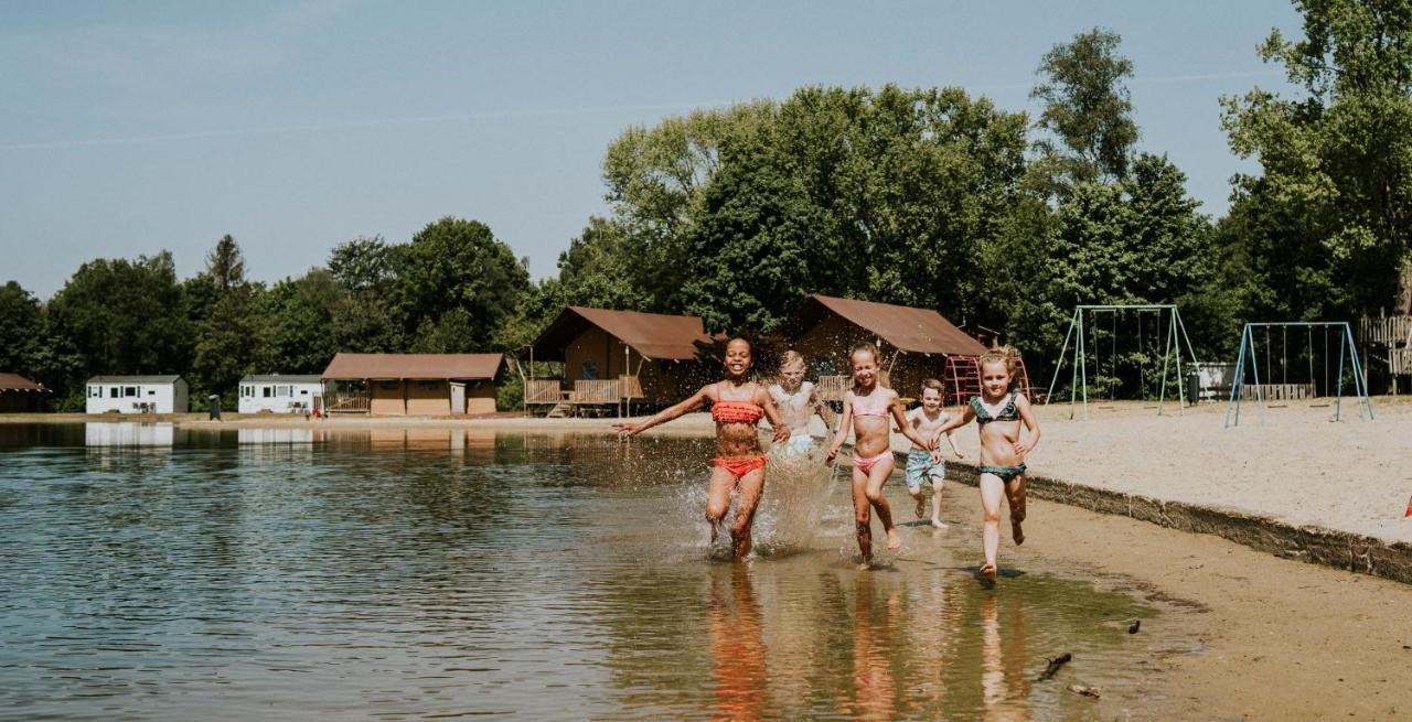 Vakantiepark Dierenbos Vinkel Екстериор снимка