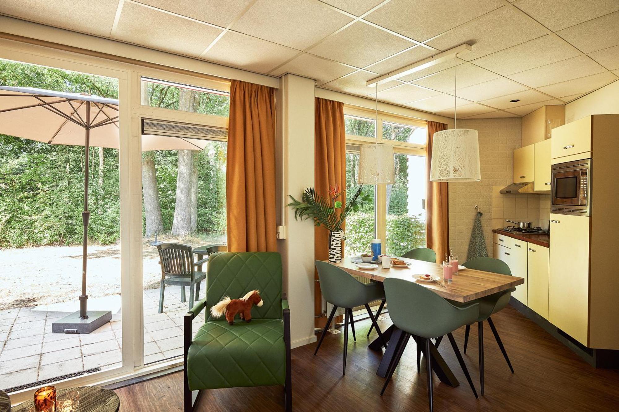Vakantiepark Dierenbos Vinkel Стая снимка